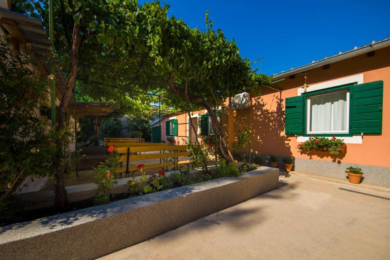 Apartments Odrina Сплит Екстериор снимка